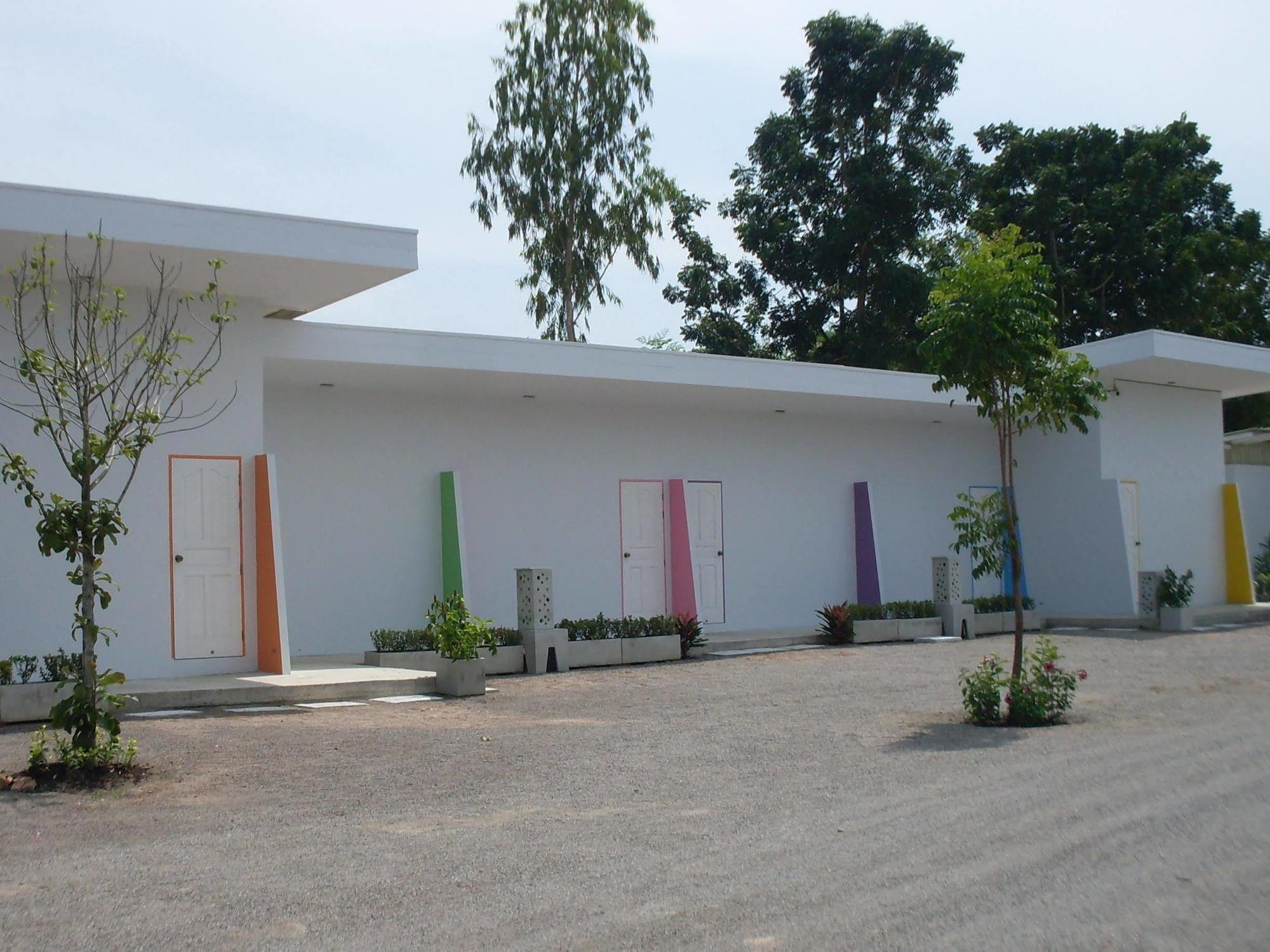 Lake Scene Resort Ratchaburi Exterior foto